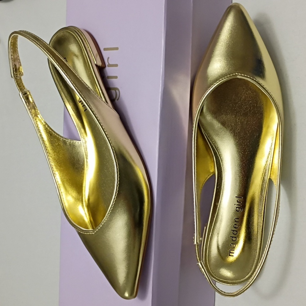 Madden Girl Delaneyy Gold Metallic Pointed Flats